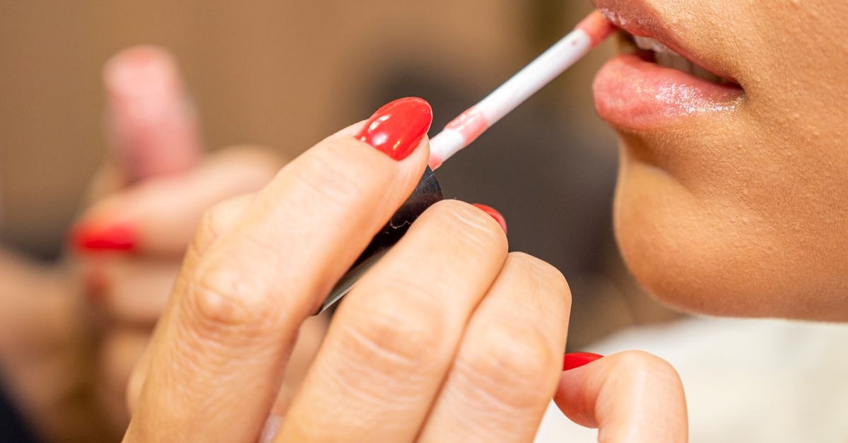 Labbra luminose, zero compromessi: guida al gloss naturale che amerai ogni giorno