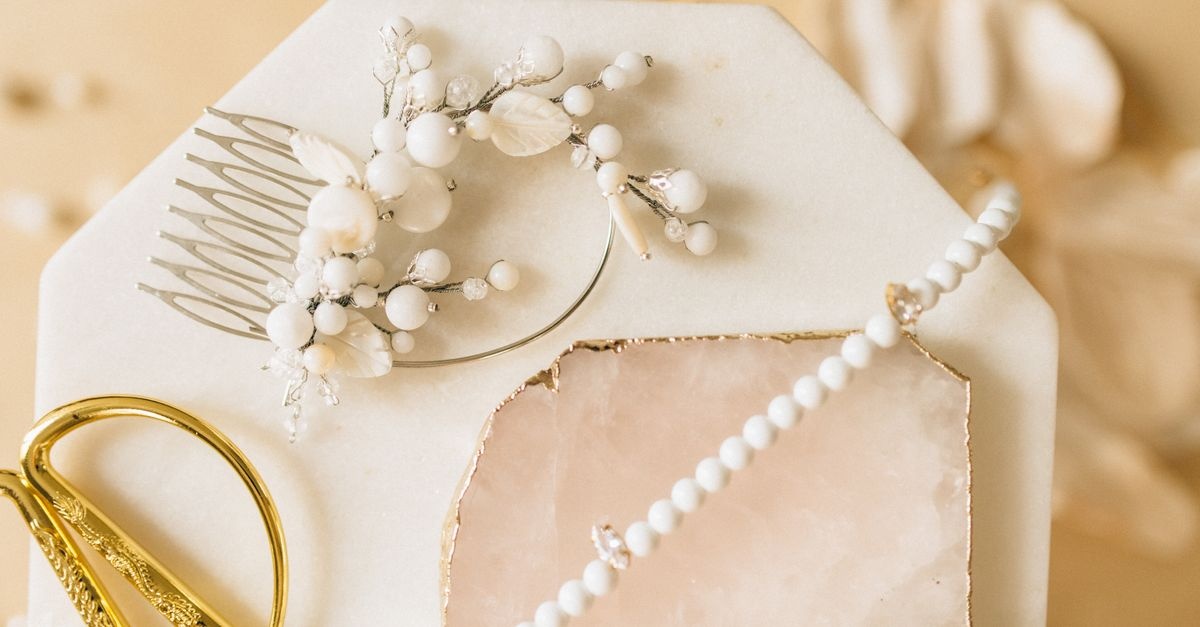 Dettagli che fanno la differenza: gli accessori perfetti per ogni cerimonia