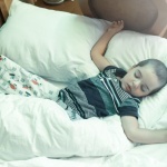 Capricci e Sonno nei Bambini: Strategie Dolci per Notti Più Sereni