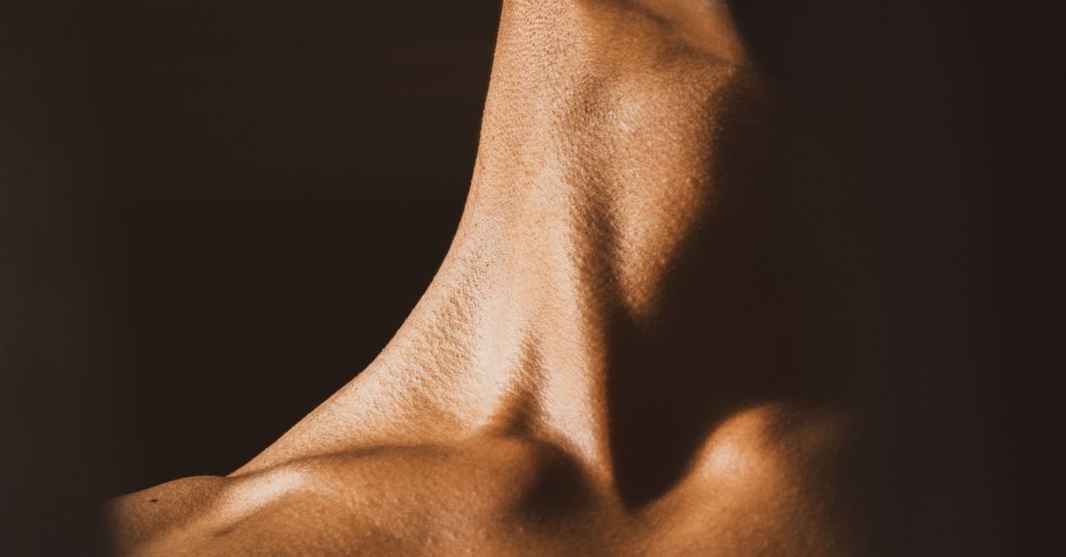 Addio tensioni: esercizi semplici per rilassare collo e spalle in pochi minuti al giorno