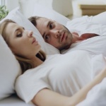 Quando l’intimità si spegne: come affrontare la mancanza di sesso nella coppia (senza colpe e senza tabù)
