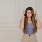 Cortisolo sotto pressione: i segnali che indicano livelli troppo alti e come ritrovare l’equilibrio
